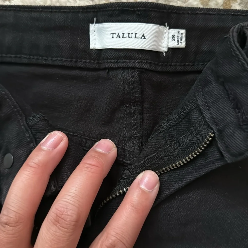 Aritzia | Talula Black Denim Shorts​​​​ - Picture 3 of 6